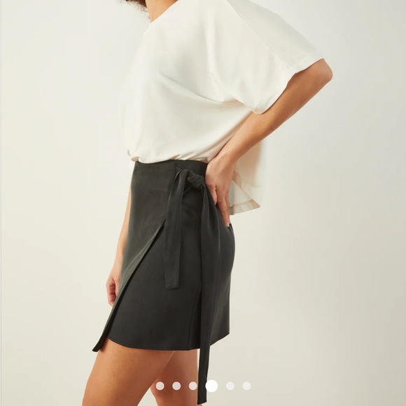 NWT ADAY Courtside wrap skirt black szL - Picture 6 of 10